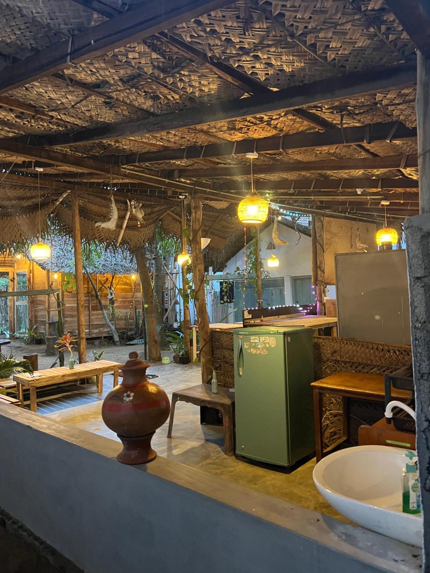 Albergue Cactus Arugambay Arugam Bay Exterior foto